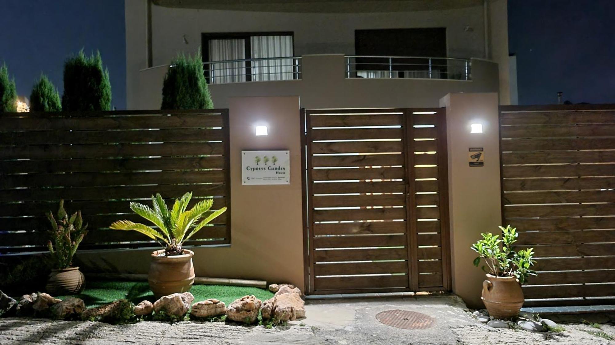 Cypress Garden House Apartment Gazi Exterior photo